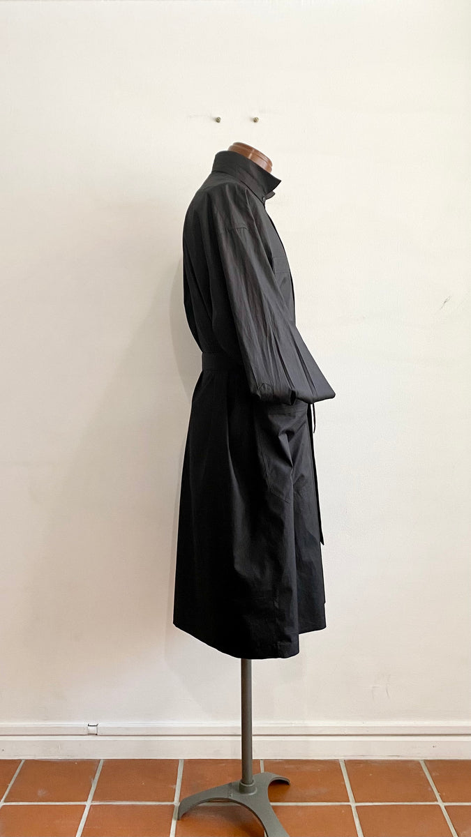 未使用✨a.　ホボニチ　コットン　アトリエコート　ブラック　M EFBE6993-853F-417C-AA08-